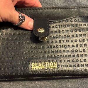 Kenneth Cole Reaction Black Leather Accessory